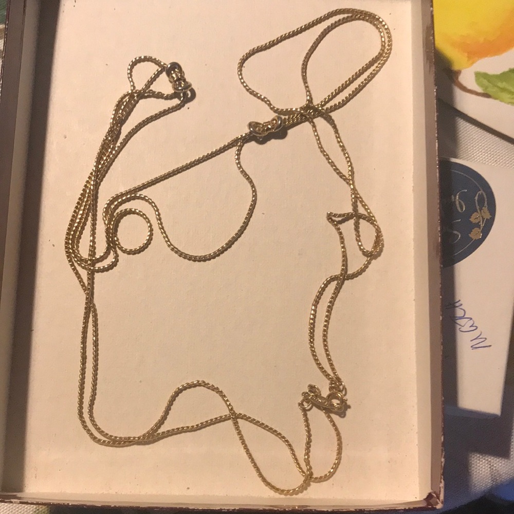 Elegant Gold Chain Necklace